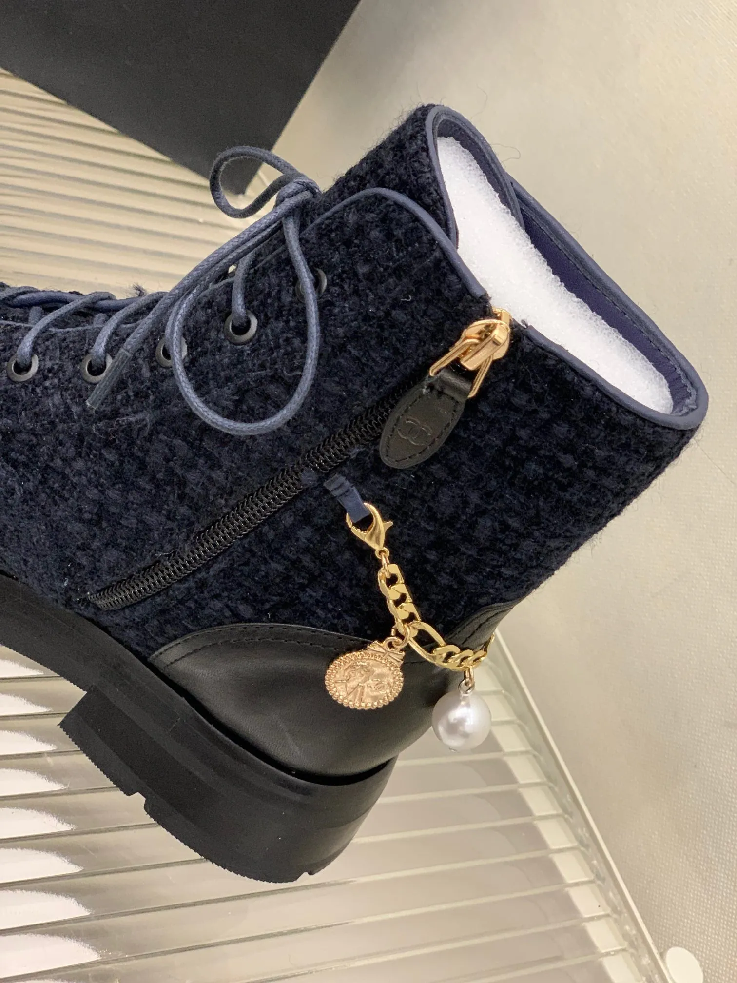 Good Adidas Walking Shoes SE940 CC Boots / Size5-10