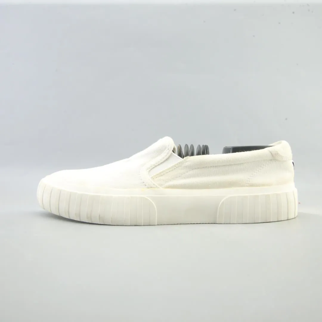 Size Casual Dress Shoes STEVE MADDEN .