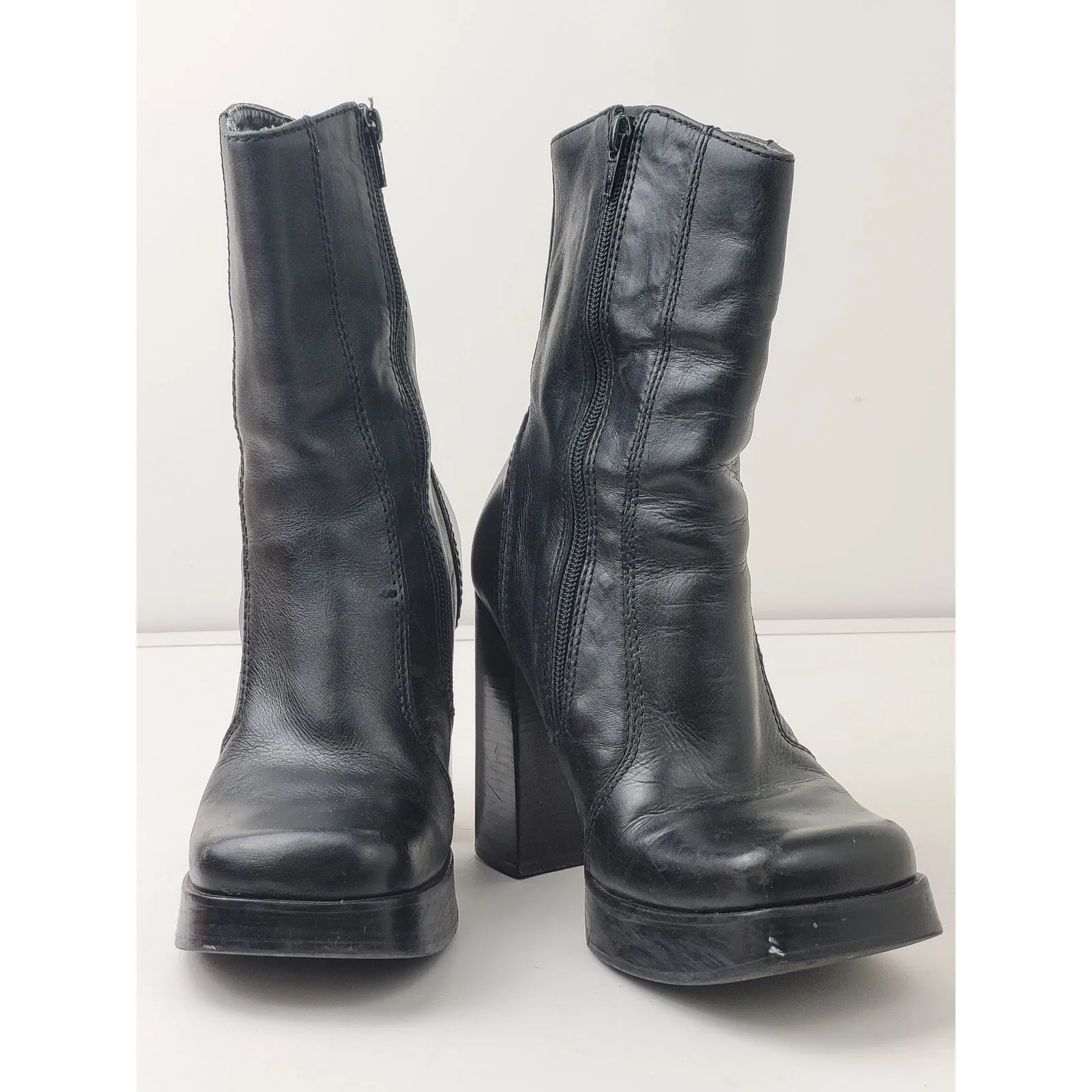 Adidas Shoes For Running Steve Madden Y2K Style Chunky Heel Platform Black Boots Size 8.5