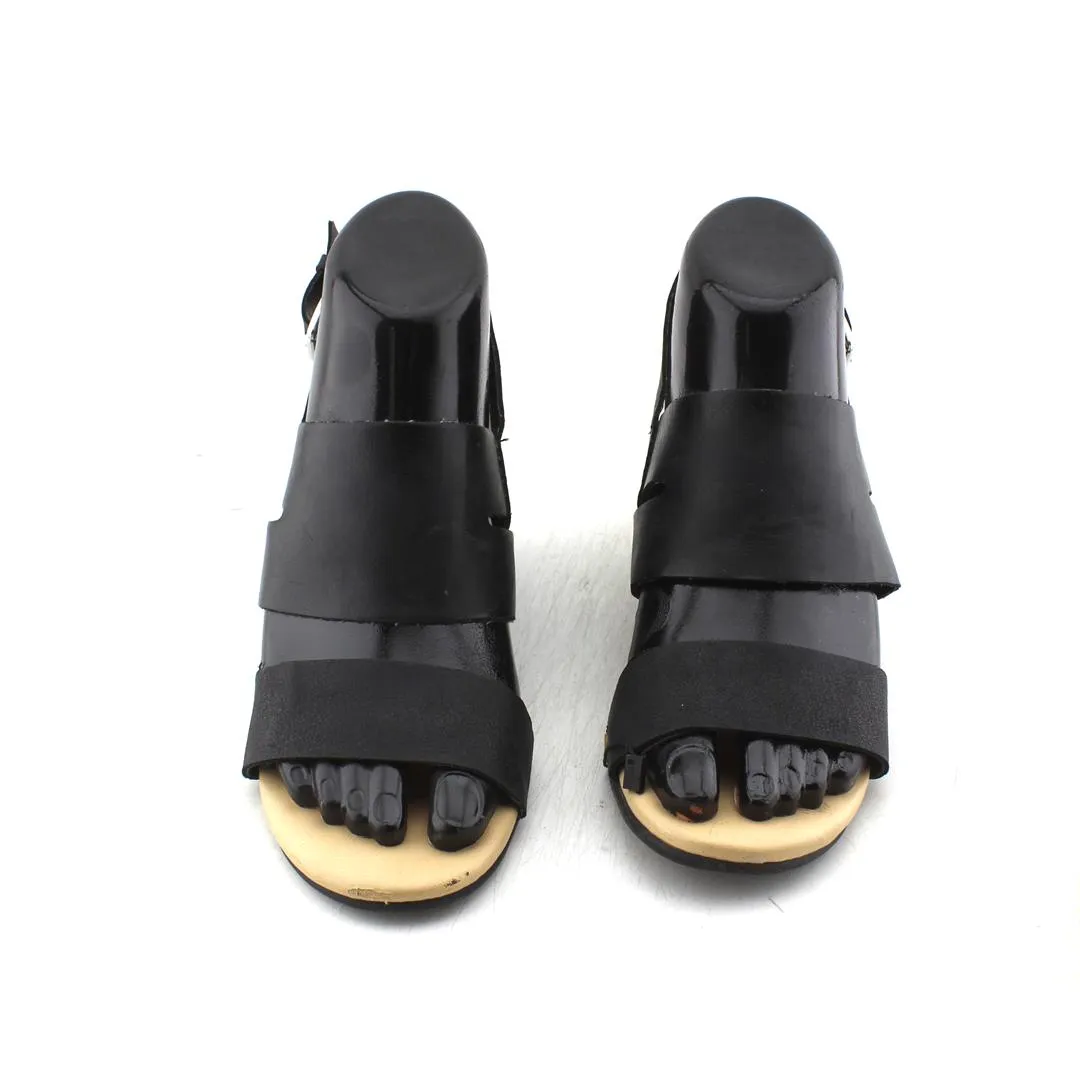 DEXFLEX COMFORT. . Plush Animal Slippers