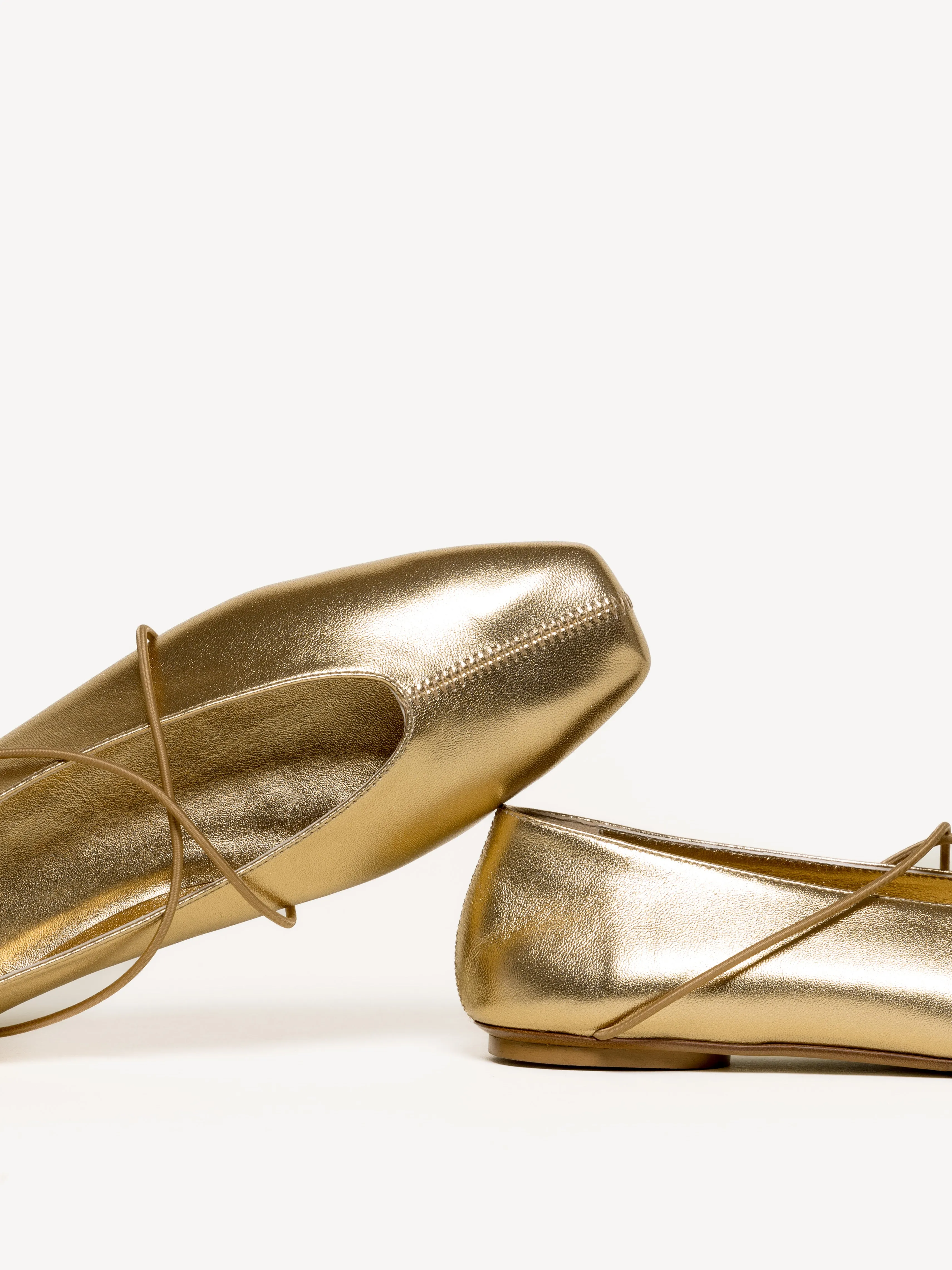 Best Flat Shoes For Travel The Una