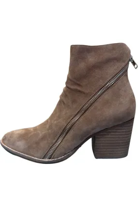 DJANGO & JULIETTE KOPKE ANKLE BOOT - LT CHOC Adidas Seeley Shoes