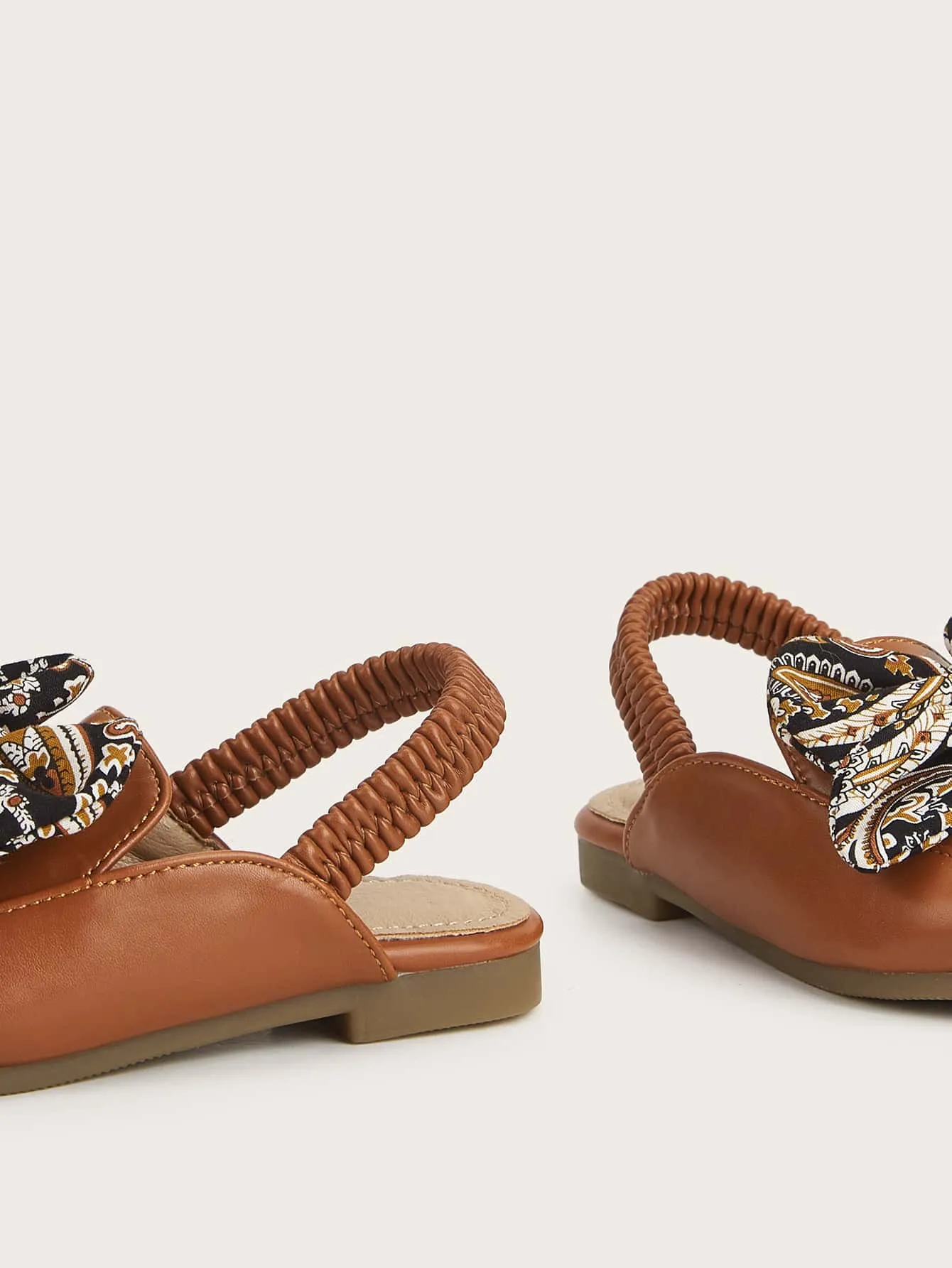 Asics Most Cushioned Shoe Toddler Girls Bow Decor Flat Mules