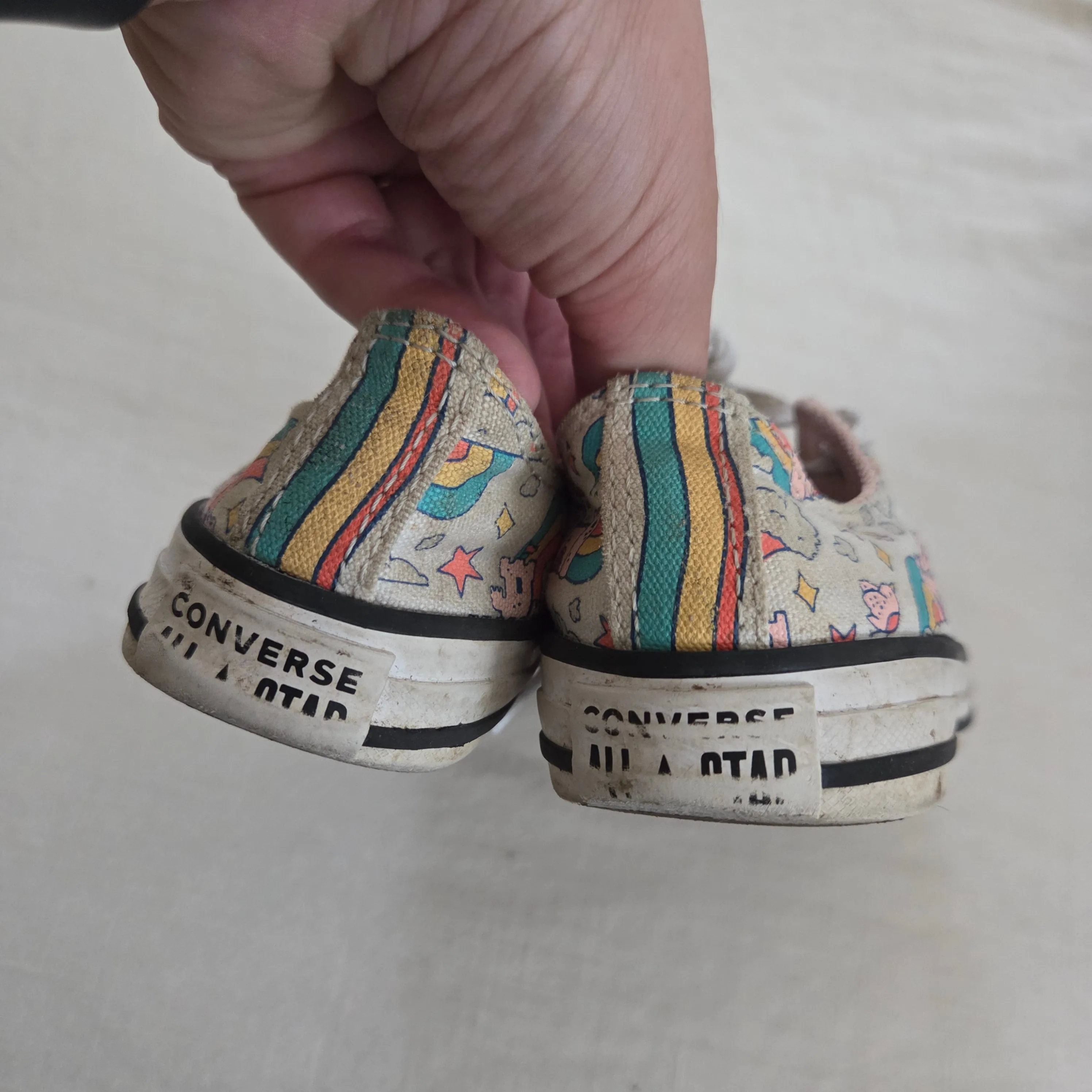 Converse Rainbow Castles Low-top Shoes kids 1 Top Rated Asics Running Shoes