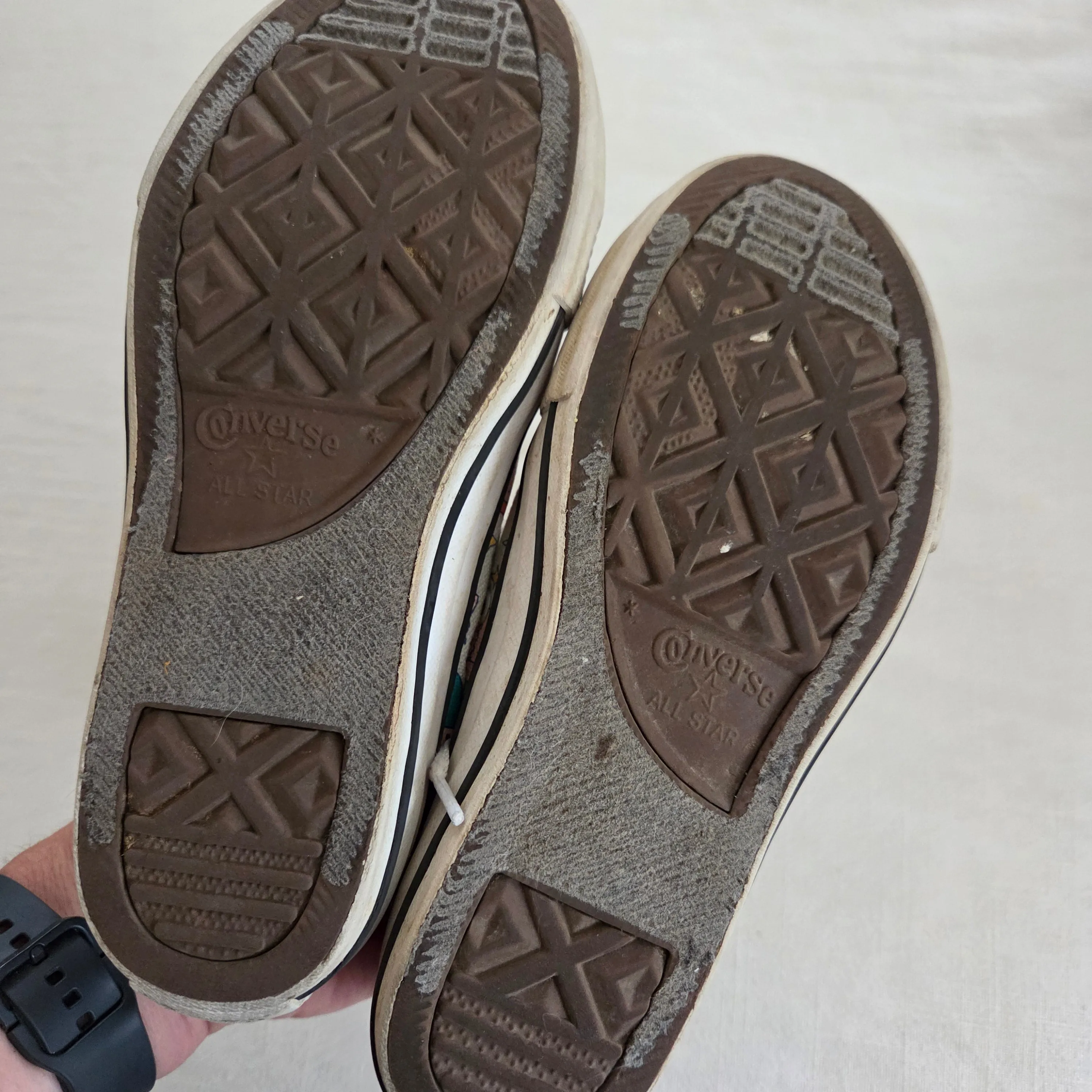 Converse Rainbow Castles Low-top Shoes kids 1 Asics Low Arch Running Shoes