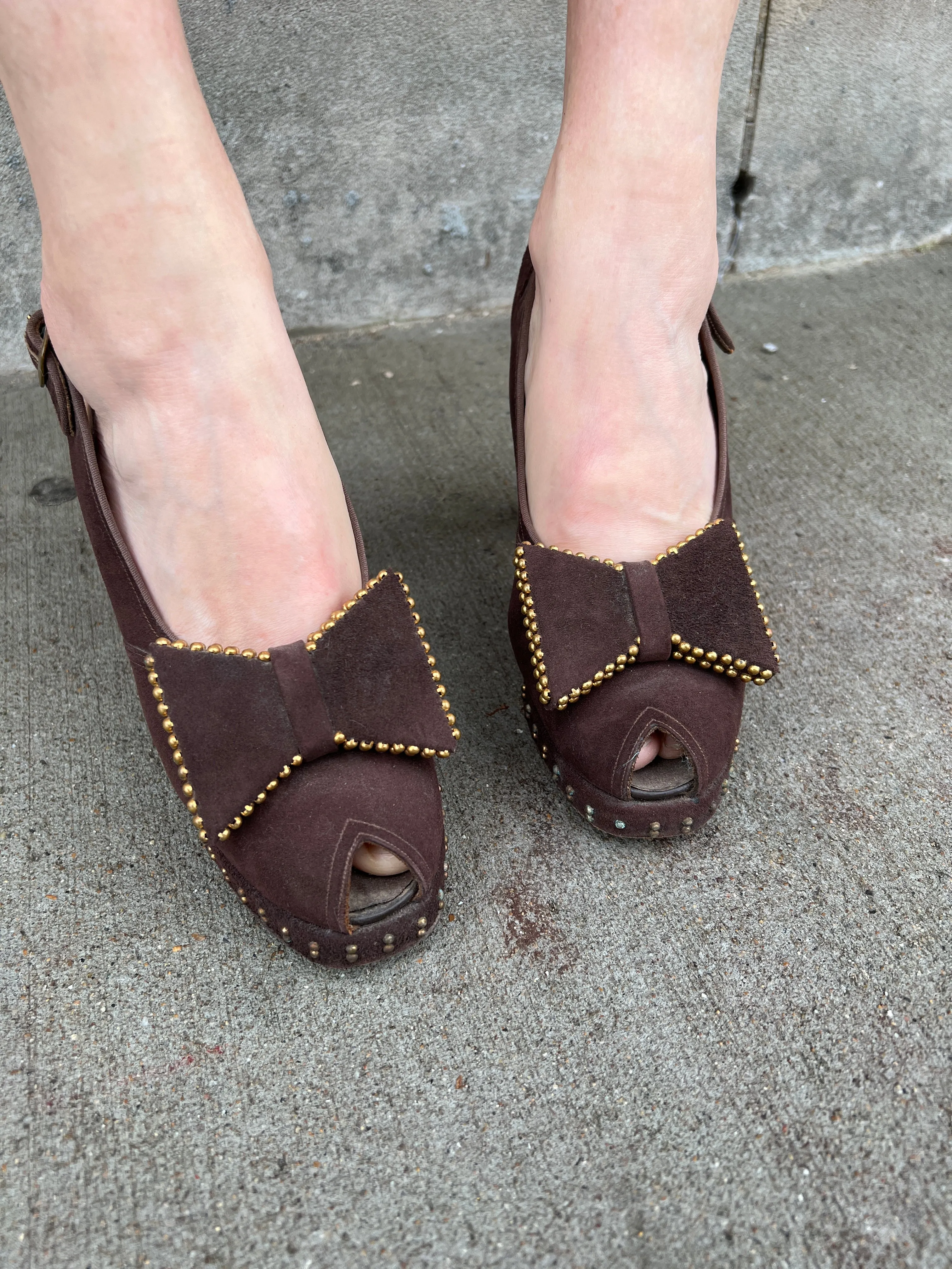 40s Brown Suede Peep Toe Sling Back Shoes,  Bows on Toes, Valcraft Shoes Adidas Sonoma Shoes
