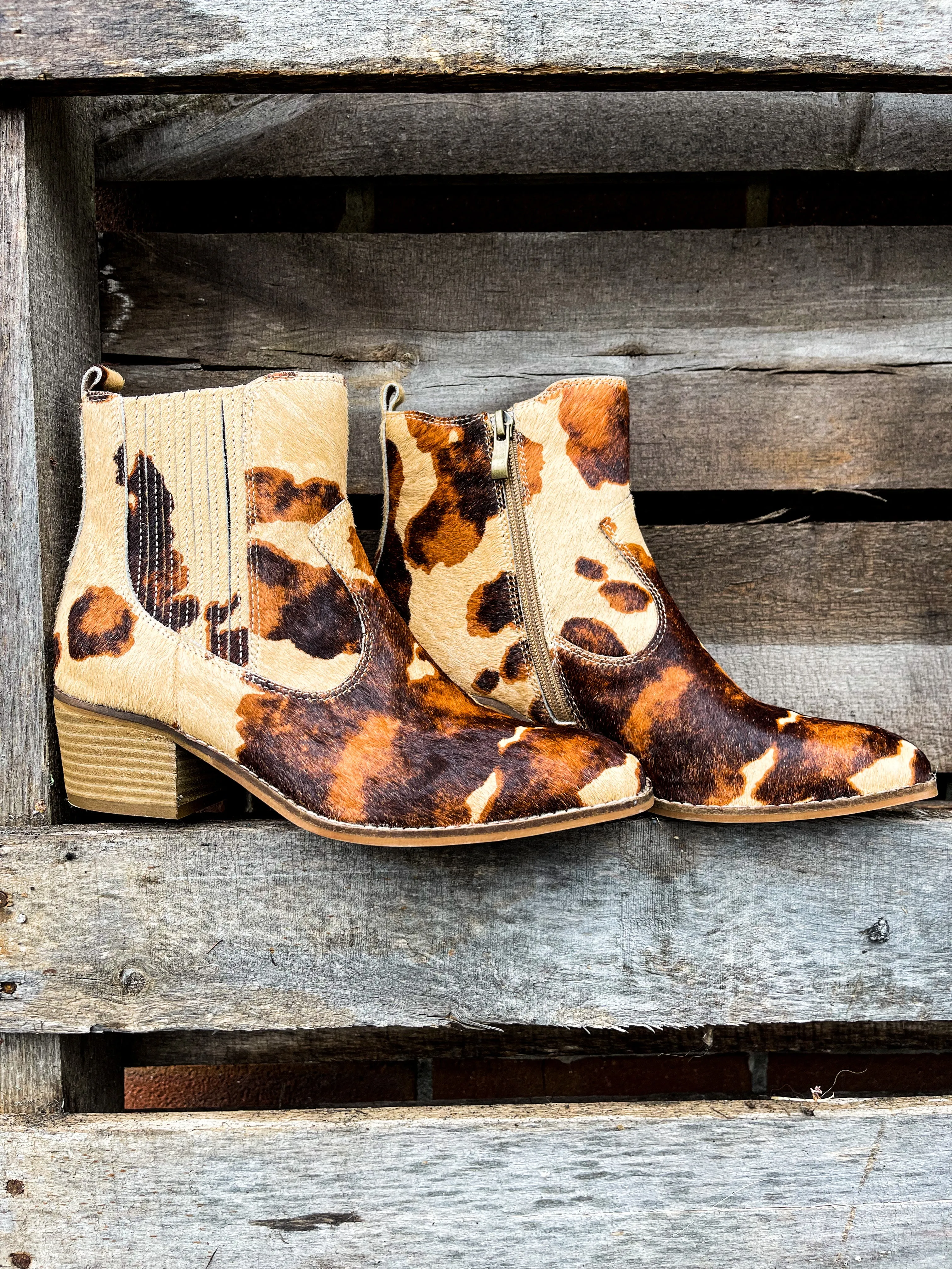 Charming Cowhide By Corkys Adidas Equipment Shoes