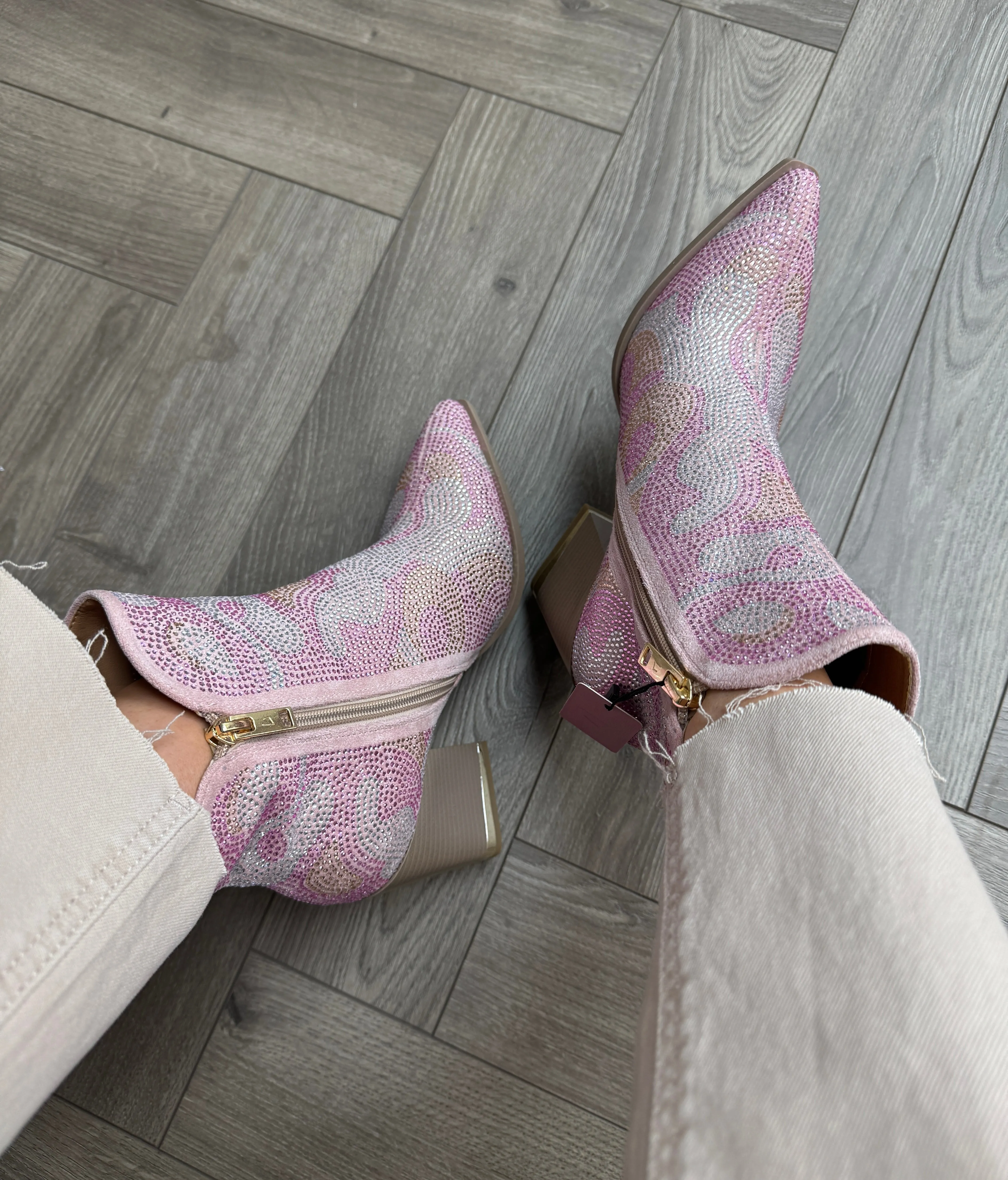 Una Healy (U19) The Last Chord Diamant Cowboy Boot - Razzmattazz Adidas Shoes D Rose 7