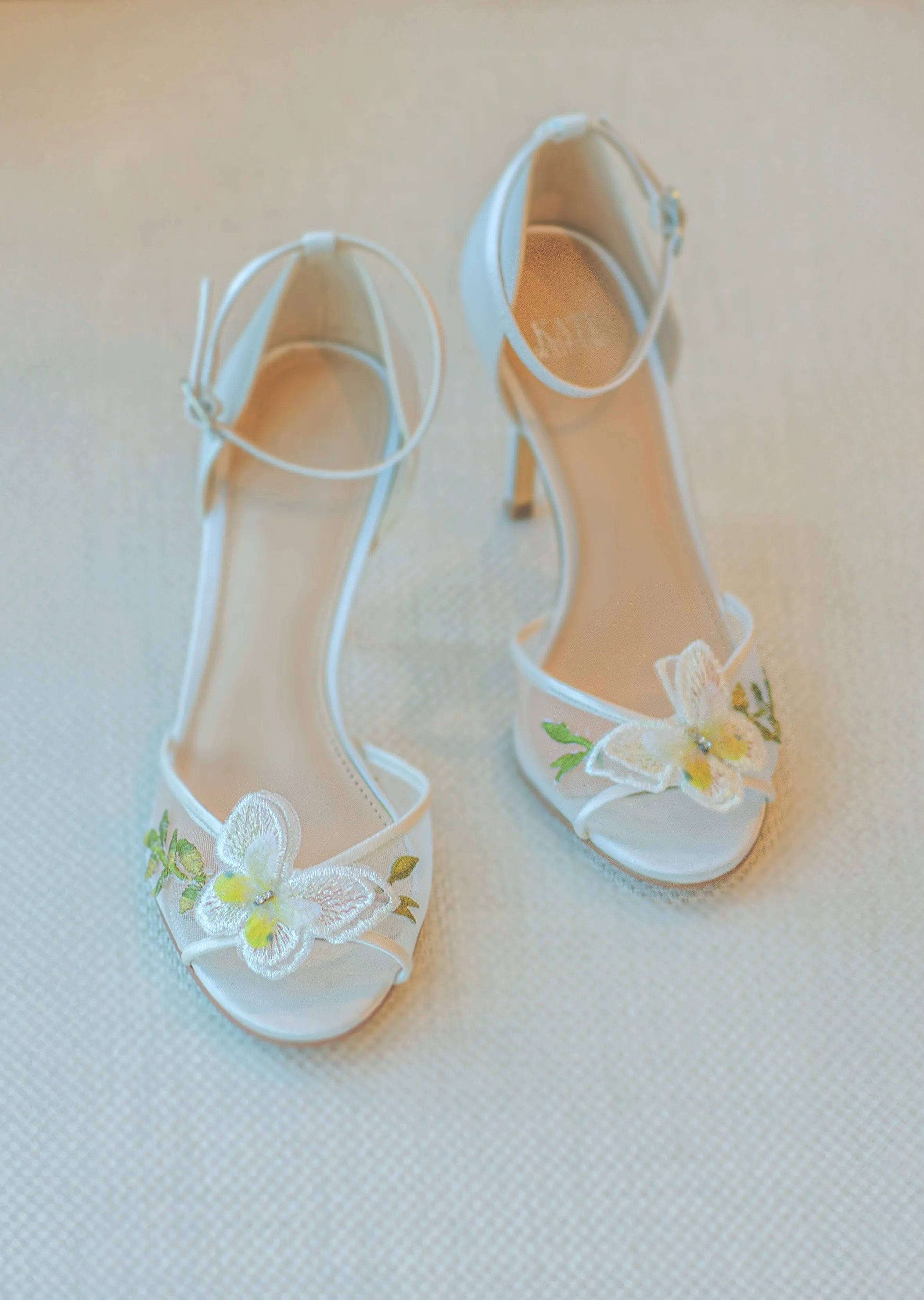 Asics Gel Evolution 6 Running Shoes Mimi Ivory