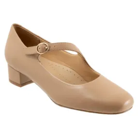 Designer Dress Shoes For Cheap Trotters Desna Beige Kid Leather Heel (Women's)