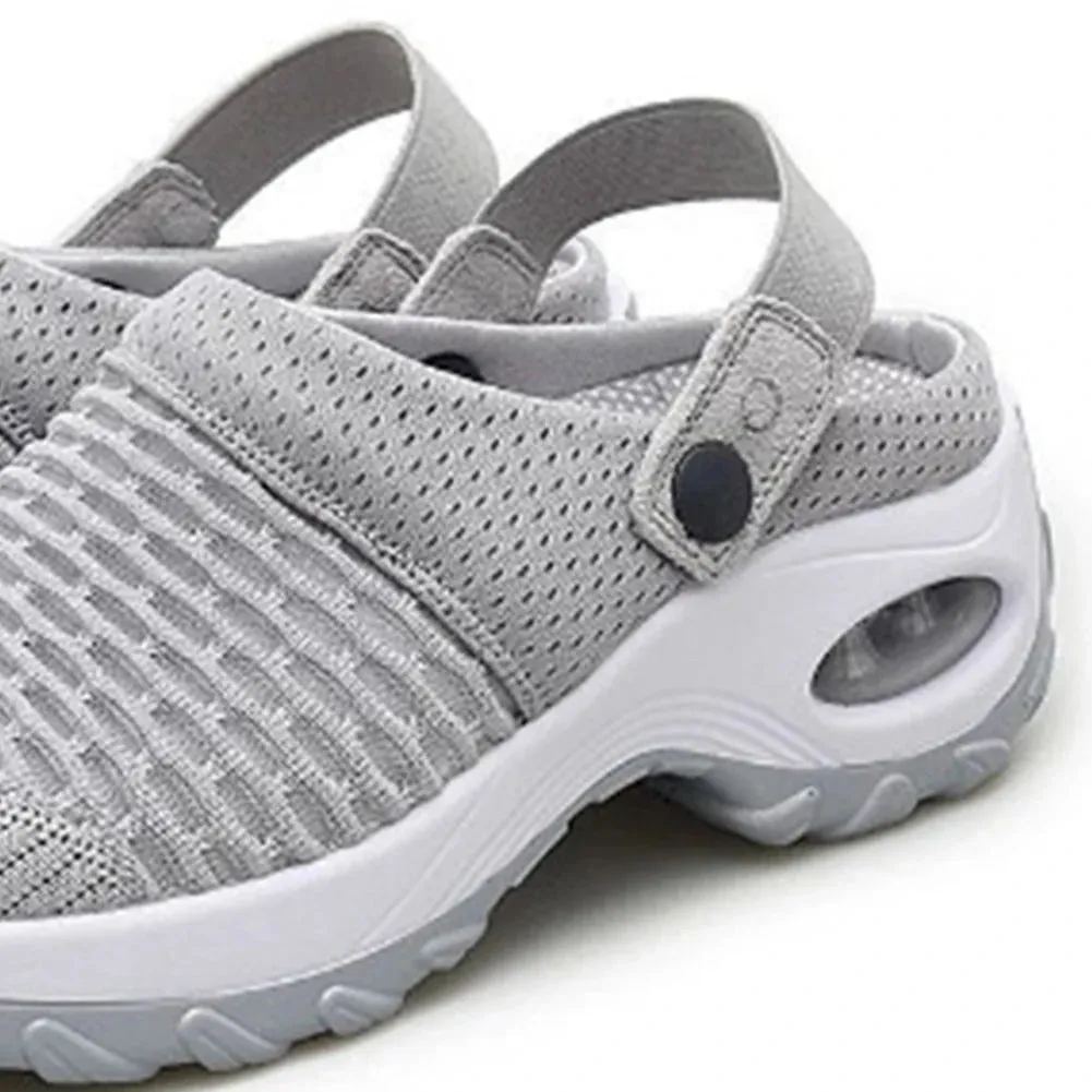 Bat Slippers Maya - Breathable Mesh Clogs