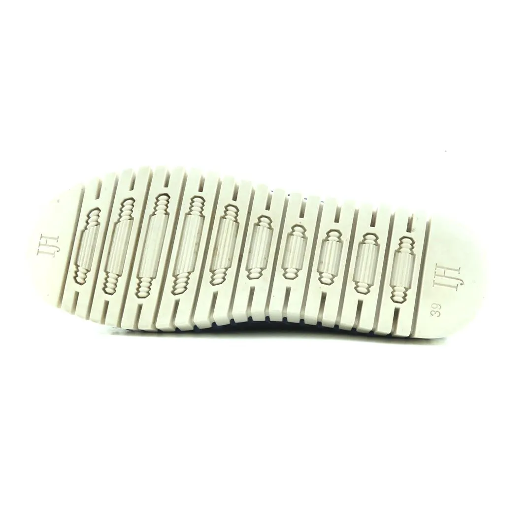 Smart Casual Running Shoes ILSE JACOBSEN .