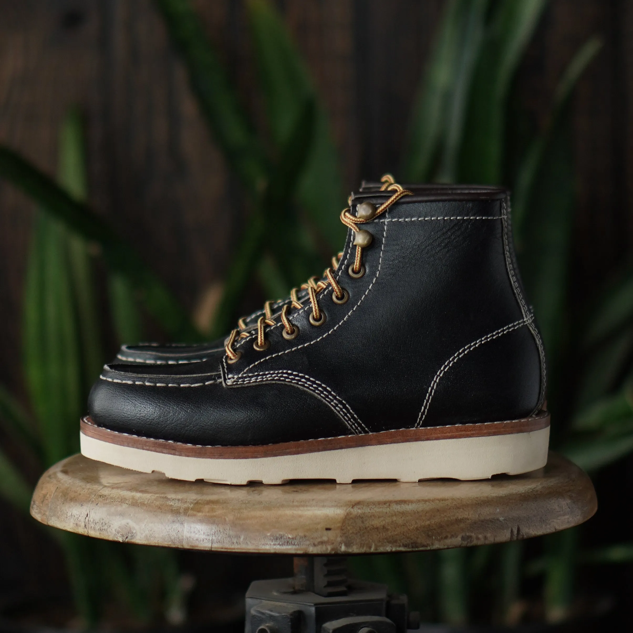 Women Moc-Toe Leather Boots (Raven Black) Goodyear Welted Steel Toe Work Boots For Sale