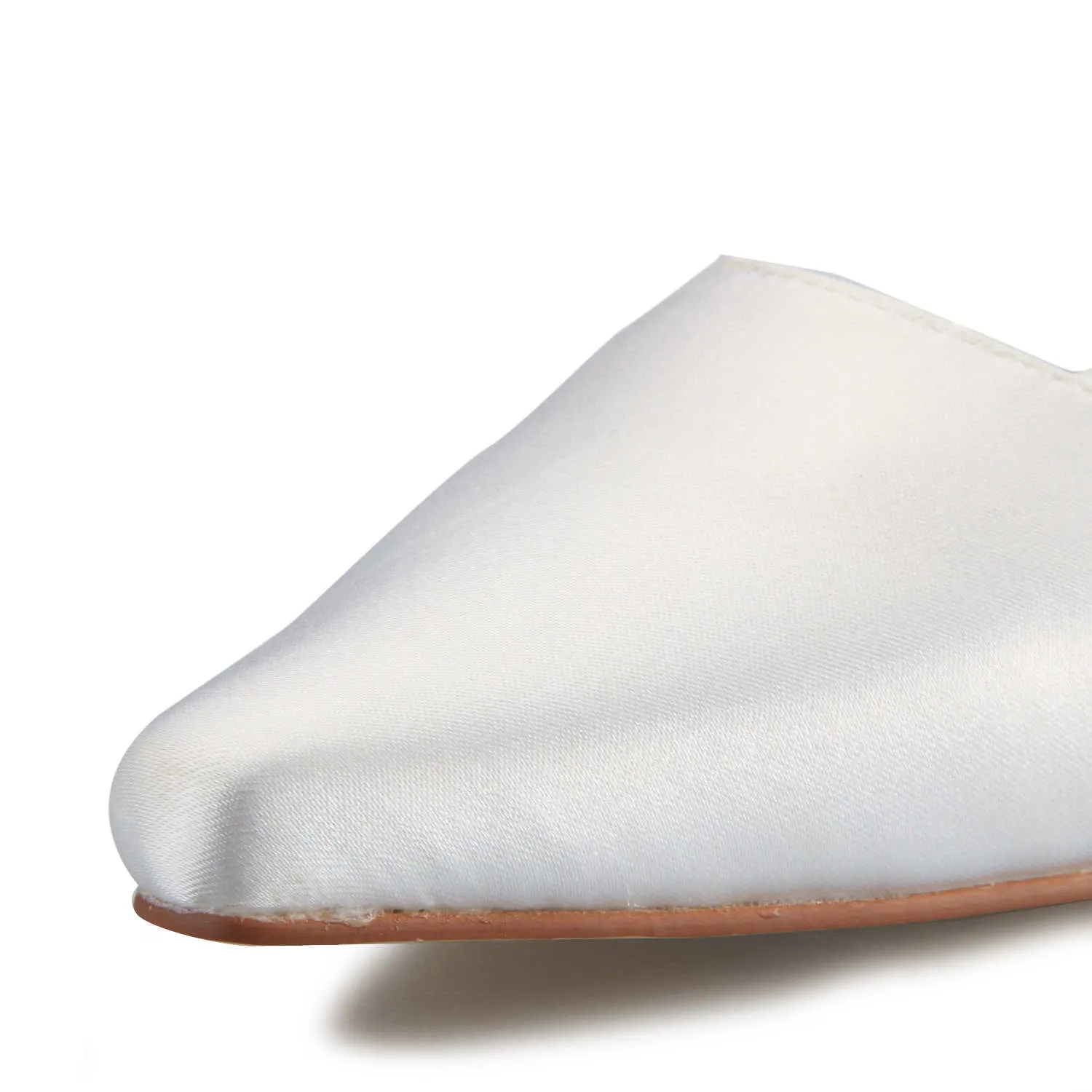 Shoes Dresses Women's Bridal Shoes Closed Toe 1.18" Low Heel Comfort Satin Pumps Wedding Shoes